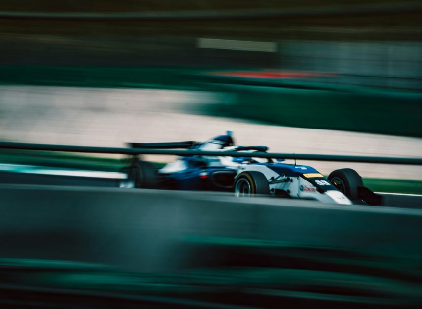 Mercedes Unveils the W17 as F1 Prepares to Ditch DRS